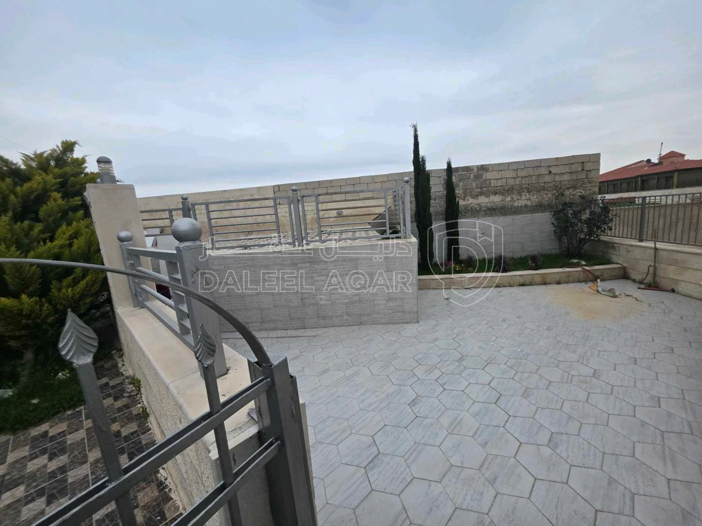 شقة في عمان - الرابية - 235,000 دأ - صورة 1