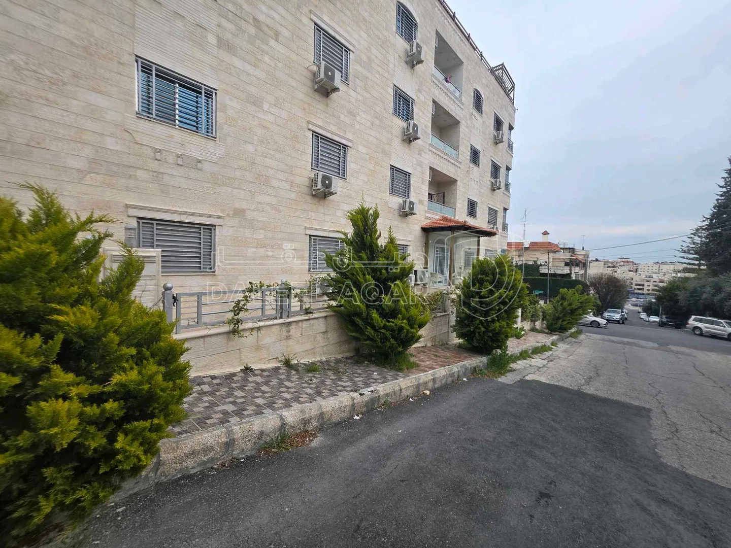 شقة في عمان - الرابية - 235,000 دأ - صورة 1