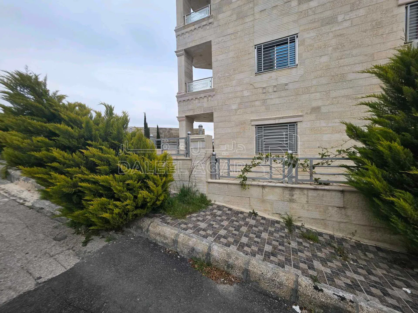 شقة في عمان - الرابية - 235,000 دأ - صورة 1