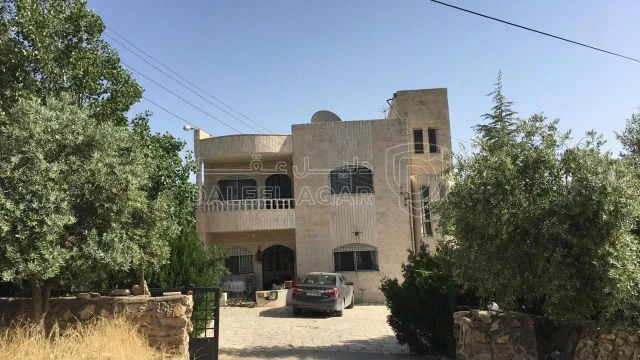 أرض - السرو /أبو طارة الغربي - 400000 دأ