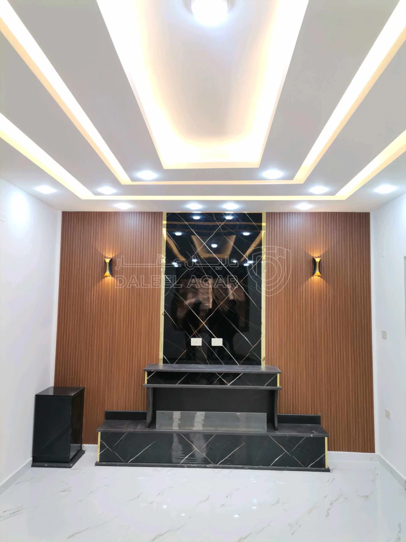 شقة في   جنوب كليه الطب لجامعه اليرموك خلف صيدلية الرازي  - 95,000 دأ - صورة 1