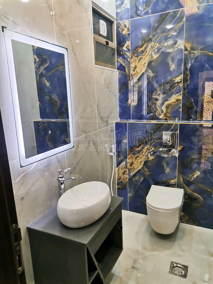 شقة في   جنوب كليه الطب لجامعه اليرموك خلف صيدلية الرازي  - 95,000 دأ - صورة 1