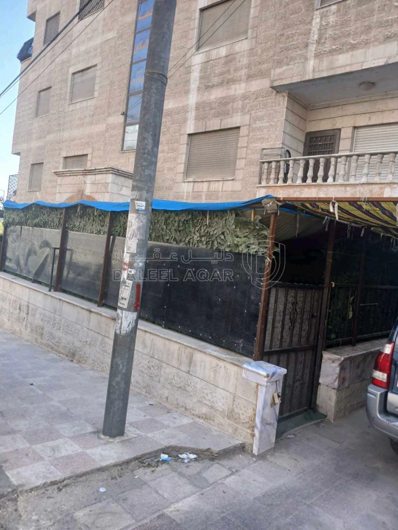 شقة في عمان شارع الاستقلال  - 54,000 دأ - صورة 1