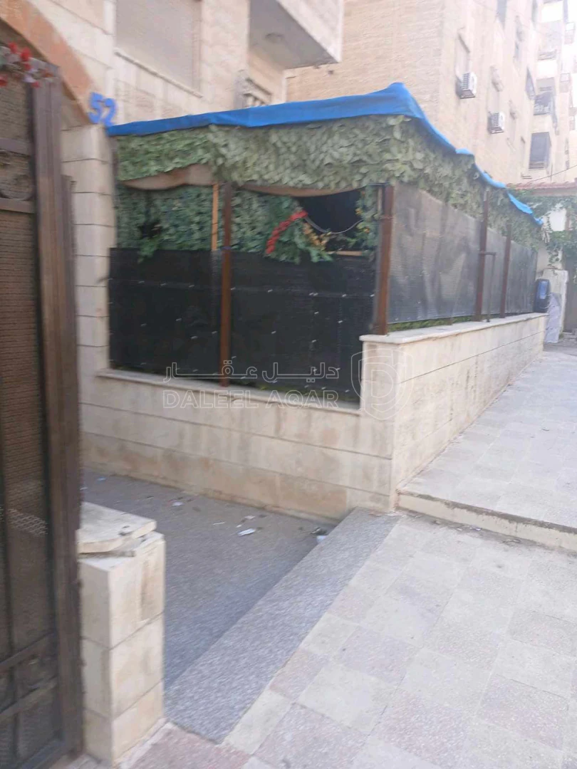 شقة في عمان شارع الاستقلال  - 54,000 دأ - صورة 1