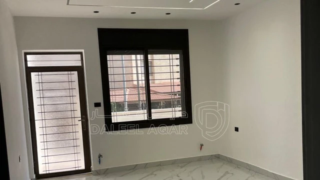 شقة - شفا بدران - مقابل ديوان السويلمين - 120000 دأ