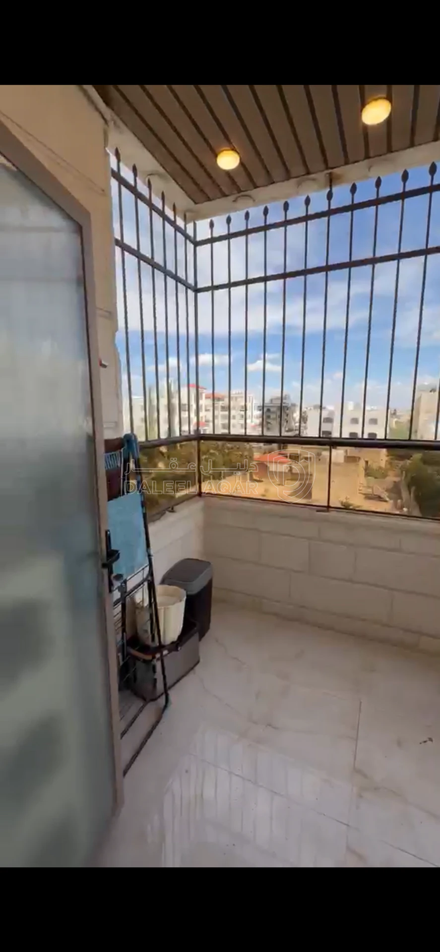 شقة في الحي الشرقي دوار الطياره  - 65,000 دأ - صورة 12