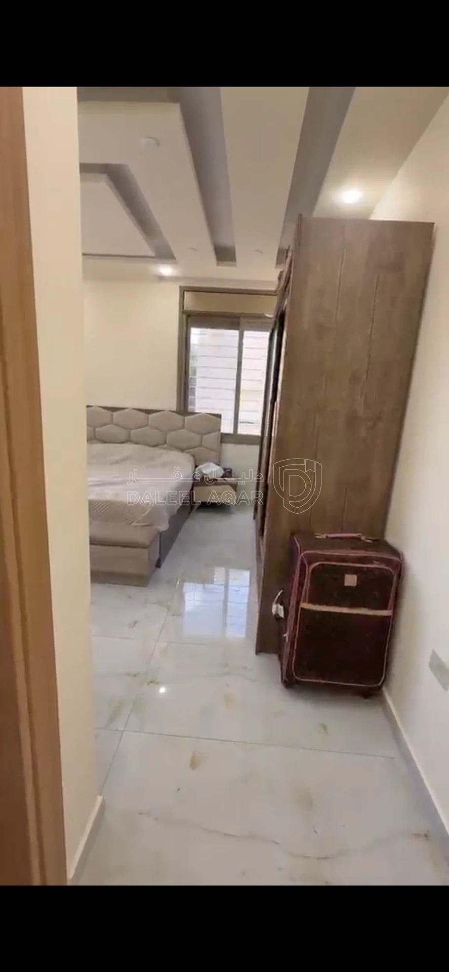 شقة في الحي الشرقي دوار الطياره  - 65,000 دأ - صورة 6
