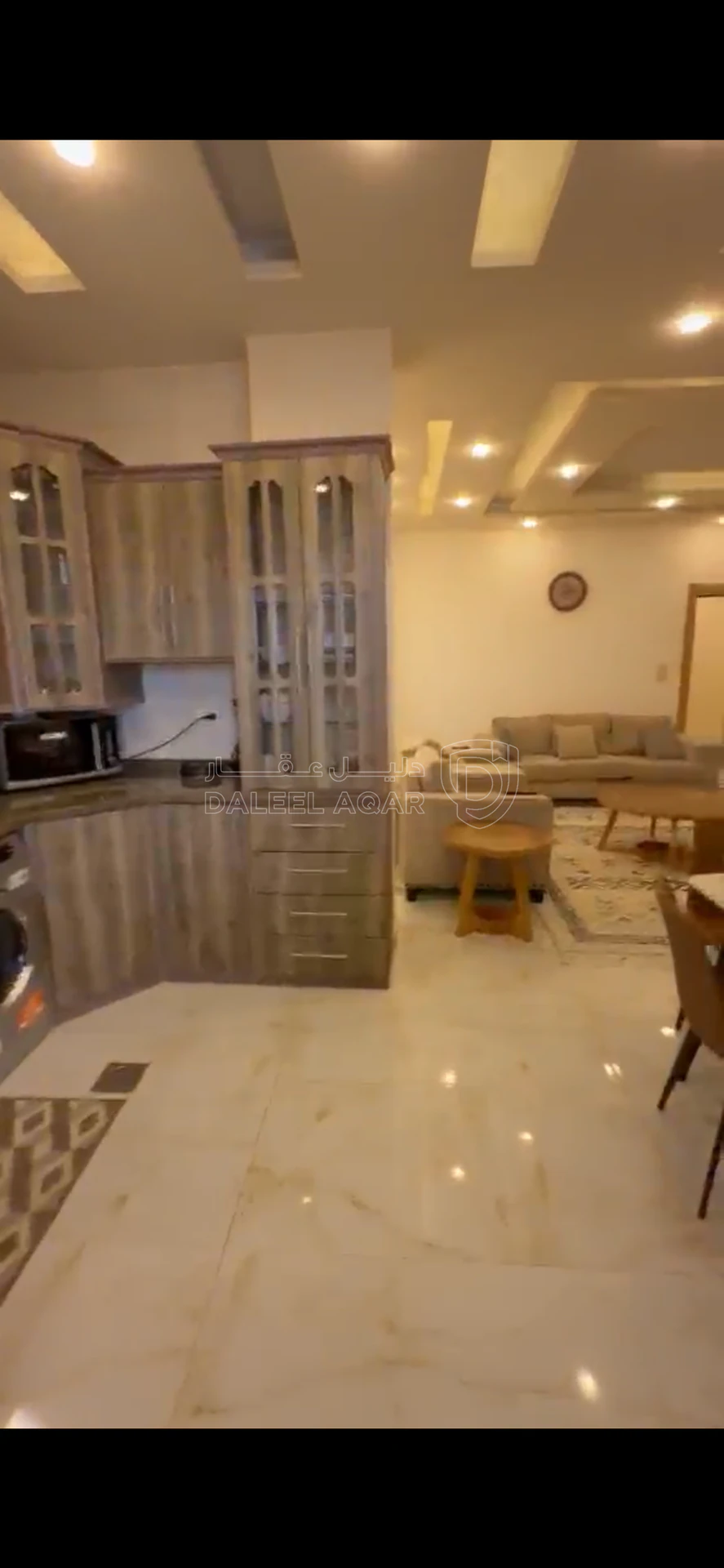 شقة في الحي الشرقي دوار الطياره  - 65,000 دأ - صورة 11