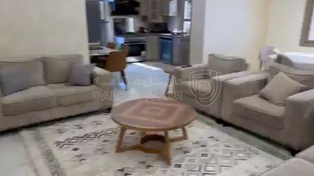شقة - الحي الشرقي دوار الطياره  - 65000 دأ