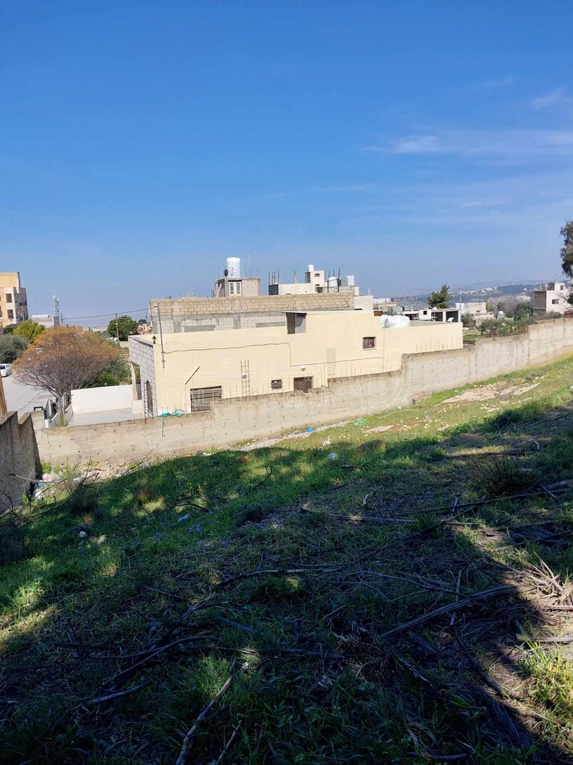 أرض في ناعور  - 65,000 دأ - صورة 1