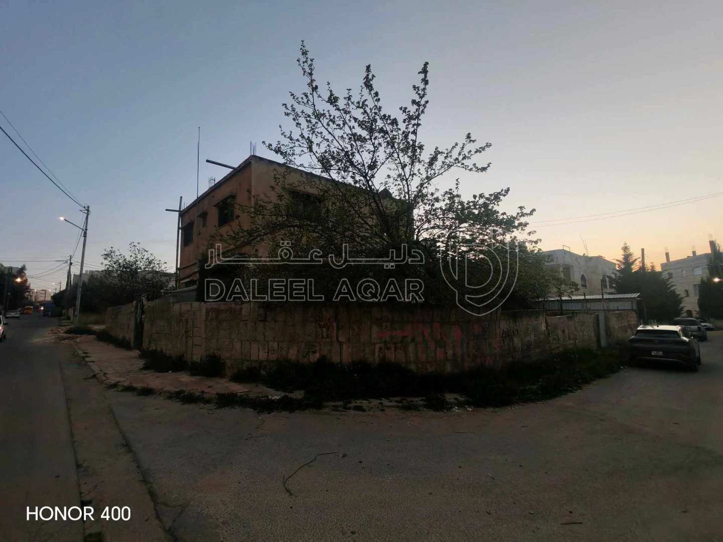 أرض في عمان - اليادودة -خلف دائرة الاحوال المدنية مباشرة - 80,000 دأ - صورة 3