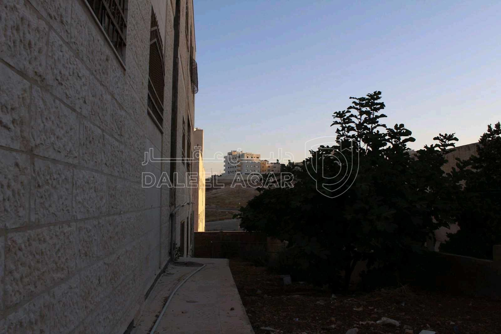 مبنى في عمان- الكوم الحي- الغربي - 470,000 دأ - صورة 1