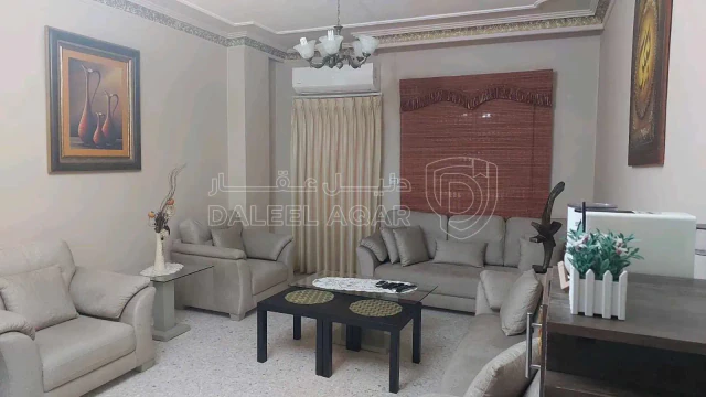 مبنى - عمان- الكوم الحي- الغربي - 470000 دأ