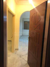 شقة في شقة بموقع مميز بالقرب من جميع الخدمات السعر قابل ل - 90,000 دأ - صورة NaN