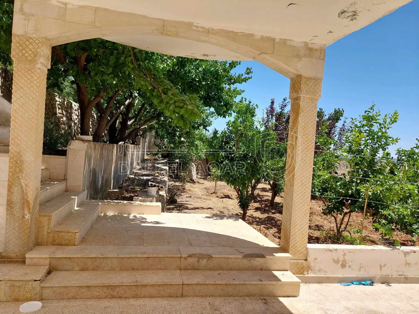 مزرعة/شاليه في السلط الزعتري منطقة المضري - 190,000 دأ - صورة 1