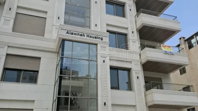 شقة - ضاحية الرشيد خلف الجامعة الاردنية  - 135000 دأ