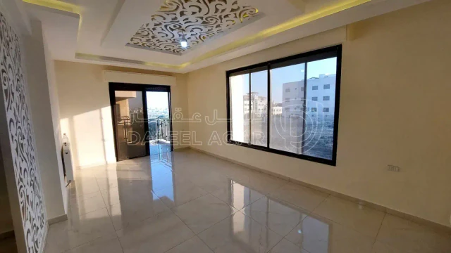 شقة - خلف اكادمية ايبك - 129000 دأ