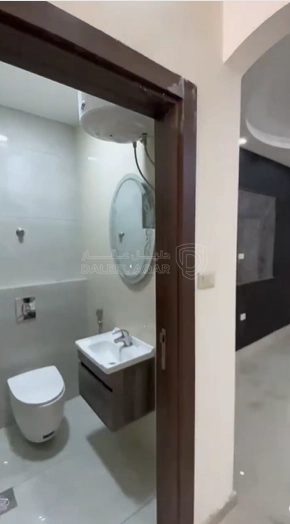 شقة في ضاحية الأقصى - بالقرب من مستشفى الامير حمزة  - 66,000 دأ - صورة 1