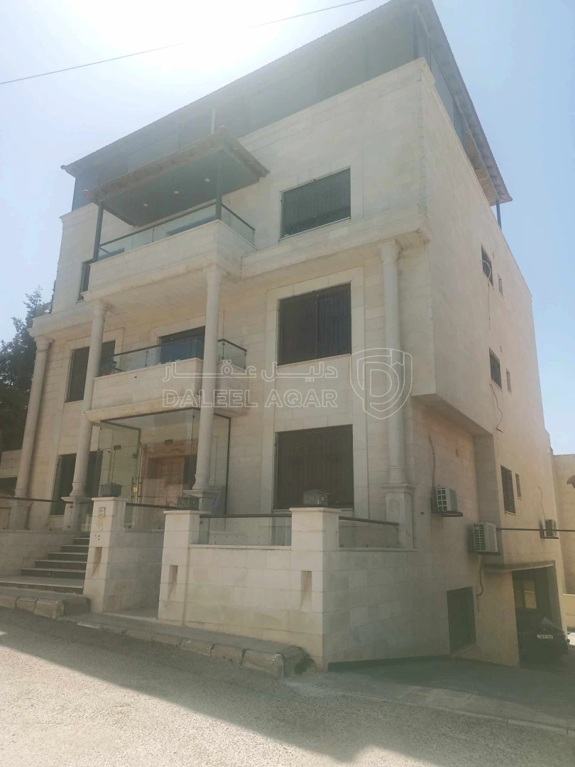 فيلا/منزل في عمان دابوق ربوة الفردوس  - 650,000 دأ - صورة 1