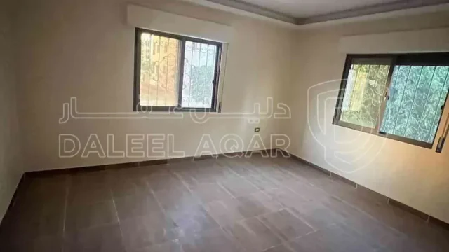 شقة - اربد- الحي الشرقي شمال دوار الدرة ب 300 متر  - 57000 دأ