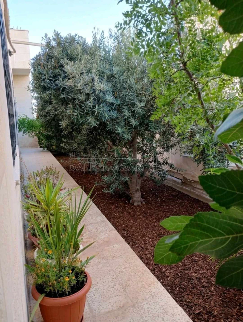 فيلا/منزل في قطعة ارض مساحة 600 م مقام عليها بيت مستقل مكون من - 184,000 دأ - صورة 4