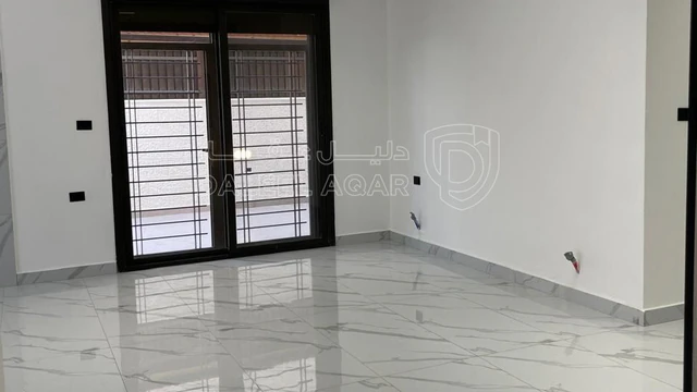 شقة في شفا بدران - مقابل ديوان السويلمين  - 77,000 دأ - صورة NaN