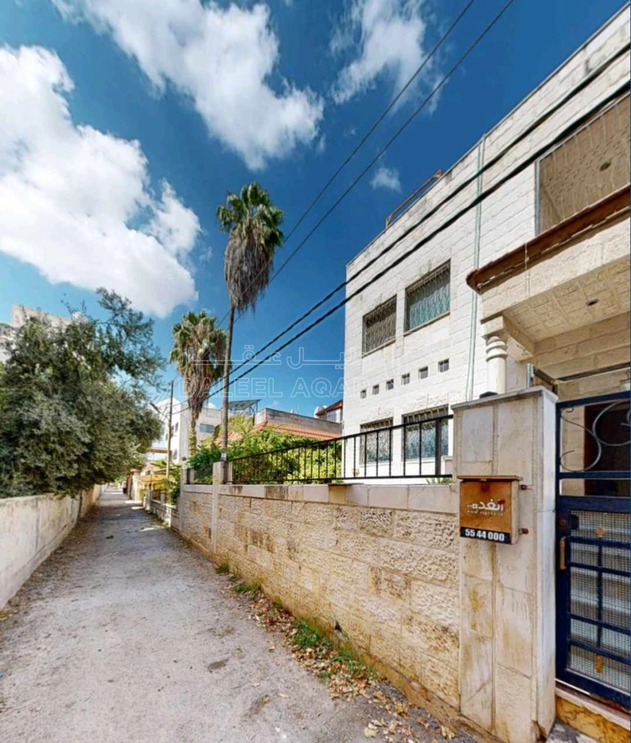 فيلا/منزل في بيت مستقل للبيع اربد قرب قصر العدل  - 118,000 دأ - صورة 1