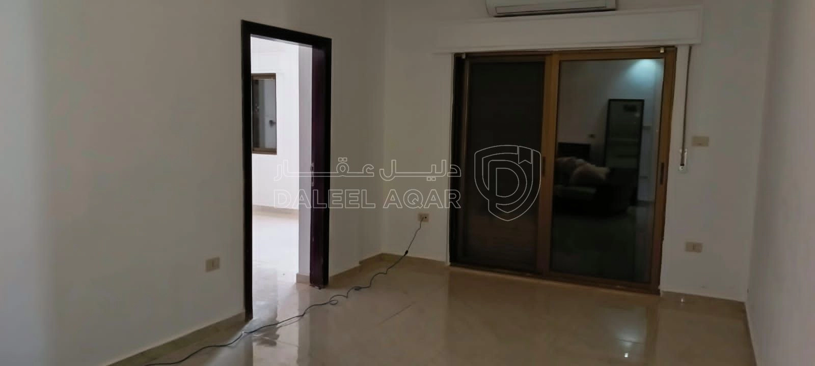 شقة في امتداد شارع الصناعة - 57,000 دأ - صورة 1