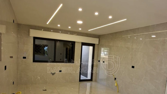 شقة في طريق المطار - خلف المدارس العالمية  - 112,000 دأ - صورة NaN