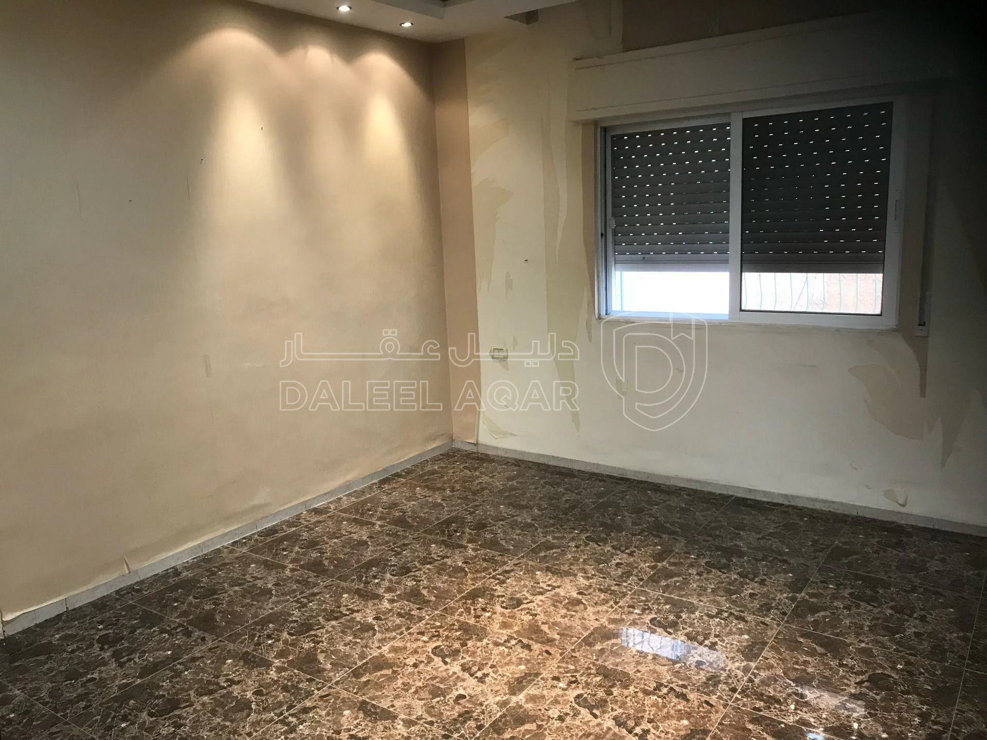 شقة في بالقرب من محفر النزهة وقريب من دوار ضاحية الامير ح - 42,500 دأ - صورة 8