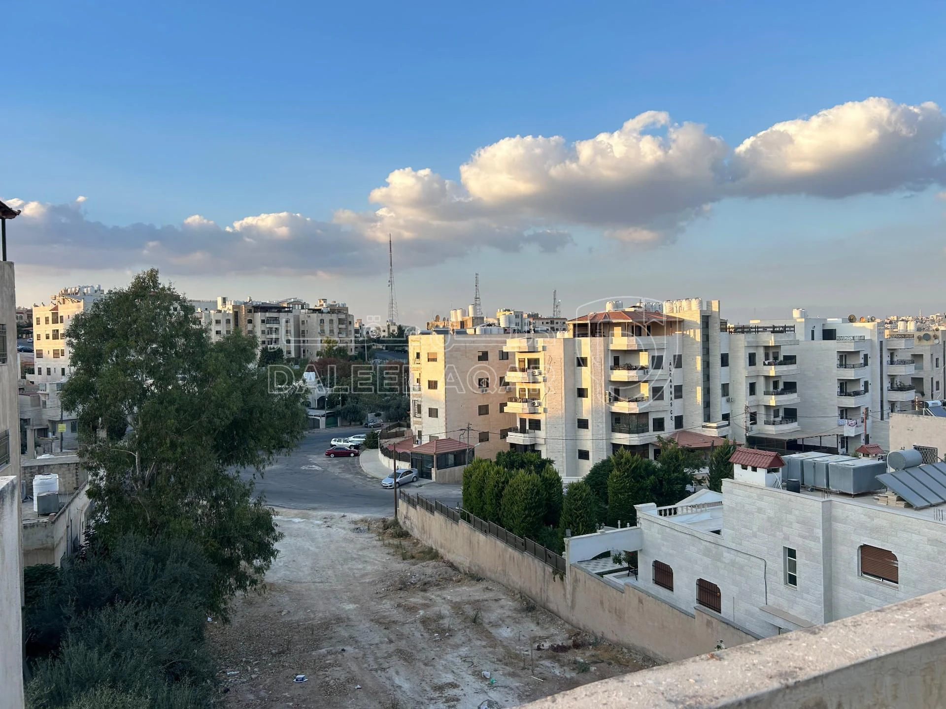 فيلا/منزل في عمان الجويده ش.عامر الشعبي قرب مدرسة البحث العلمي - 95,000 دأ - صورة 29