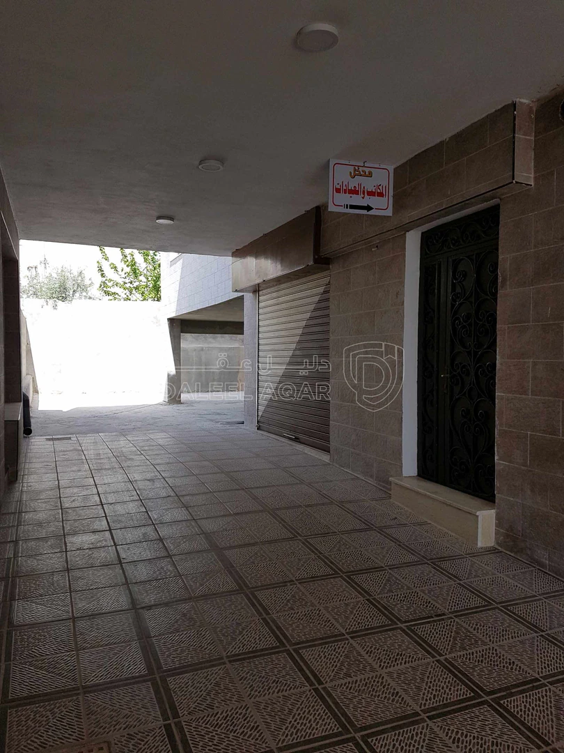 مبنى في مادبا/حنينا الغربي- مقابل مركز شباب و شابات مادبا - 600,000 دأ - صورة 1