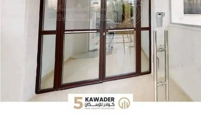 شقة في ام اذينة قرب الدوار السادس  - 160,000 دأ - صورة NaN
