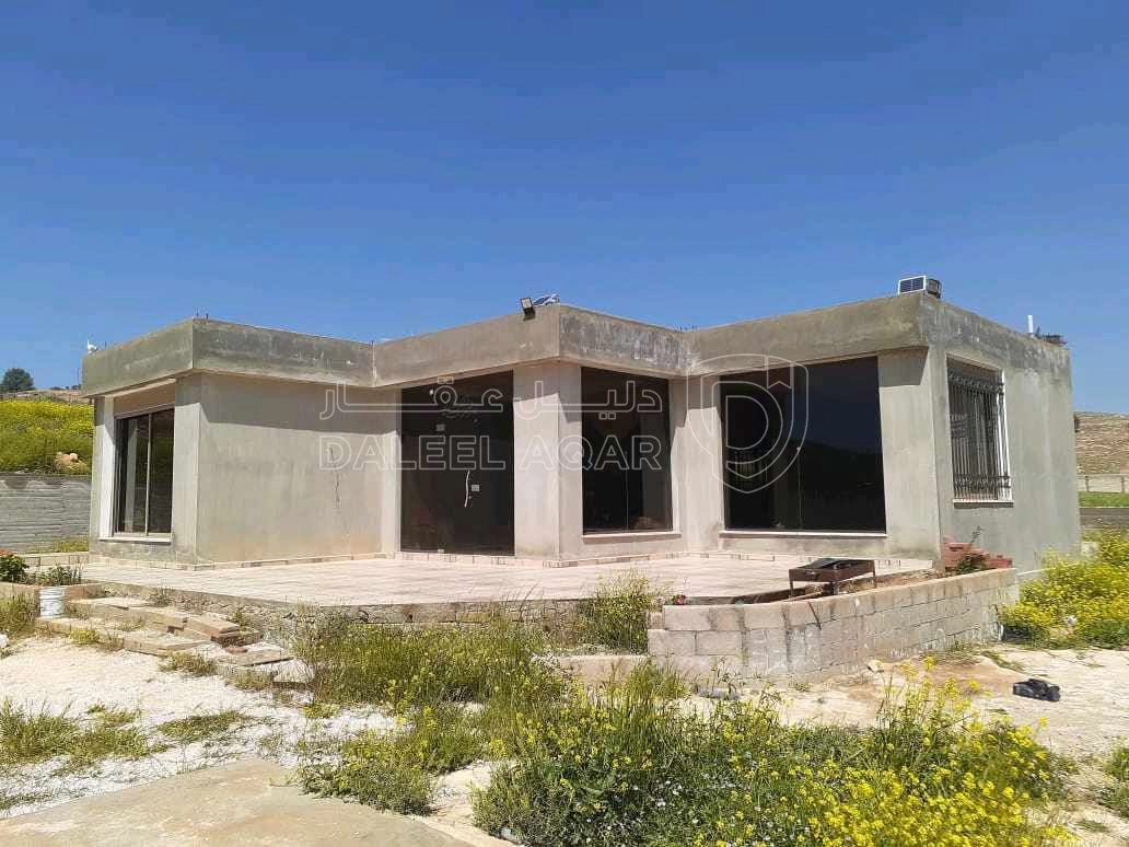 مزرعة/شاليه في طريق جرش المفرق ،شاليه مع مسبح  - 120,500 دأ - صورة 1