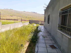مزرعة/شاليه في طريق جرش المفرق ،شاليه مع مسبح  - 120,500 دأ - صورة NaN