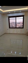شقة - السلط البحيرة - 47000 دأ