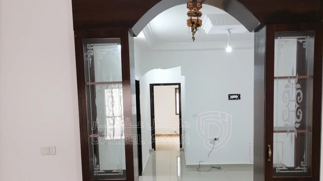 شقة في الجبيهه قرب دوار اقرا بنايه ١١ قبل صيدليه مندلينا - 47,000 دأ - صورة NaN