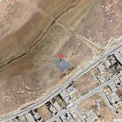 أرض في المشيرفة - 8,000 دأ - صورة 1