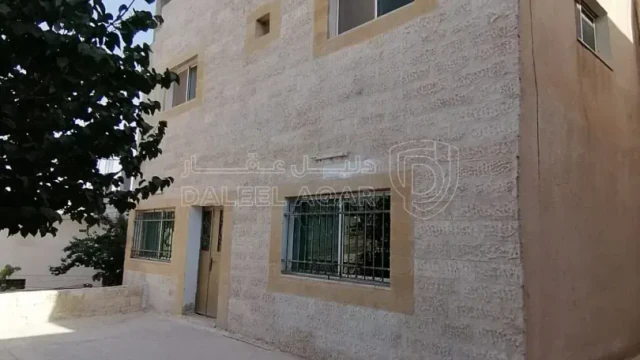 مبنى - عماره  ثلاث طوابق مستقل  - 140000 دأ