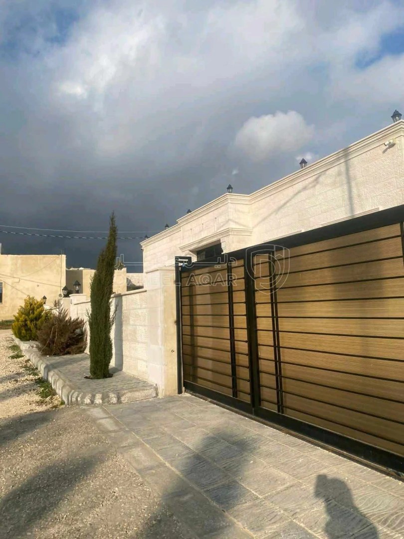 فيلا/منزل في جرينه الشرقيه - 123,000 دأ - صورة 1