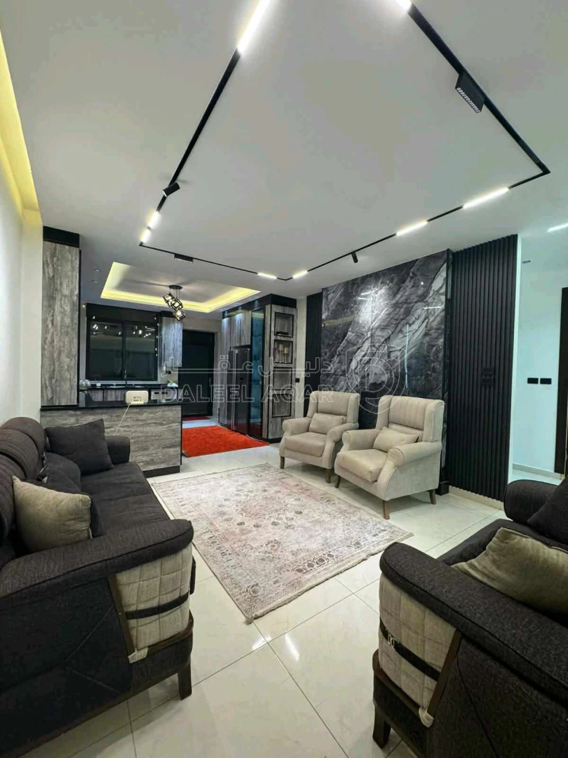 فيلا/منزل في جرينه الشرقيه - 123,000 دأ - صورة 1