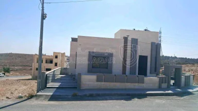 فيلا/منزل في شفابدران بالقرب من مزارع مهيار  - 270,000 دأ - صورة NaN