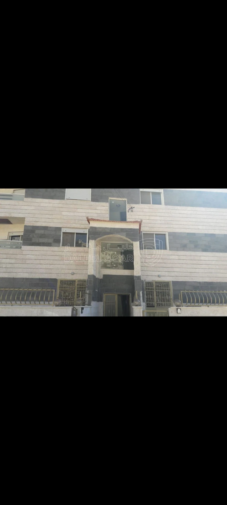 شقة في قرب شارع الاستقلال  - 35,000 دأ - صورة 1