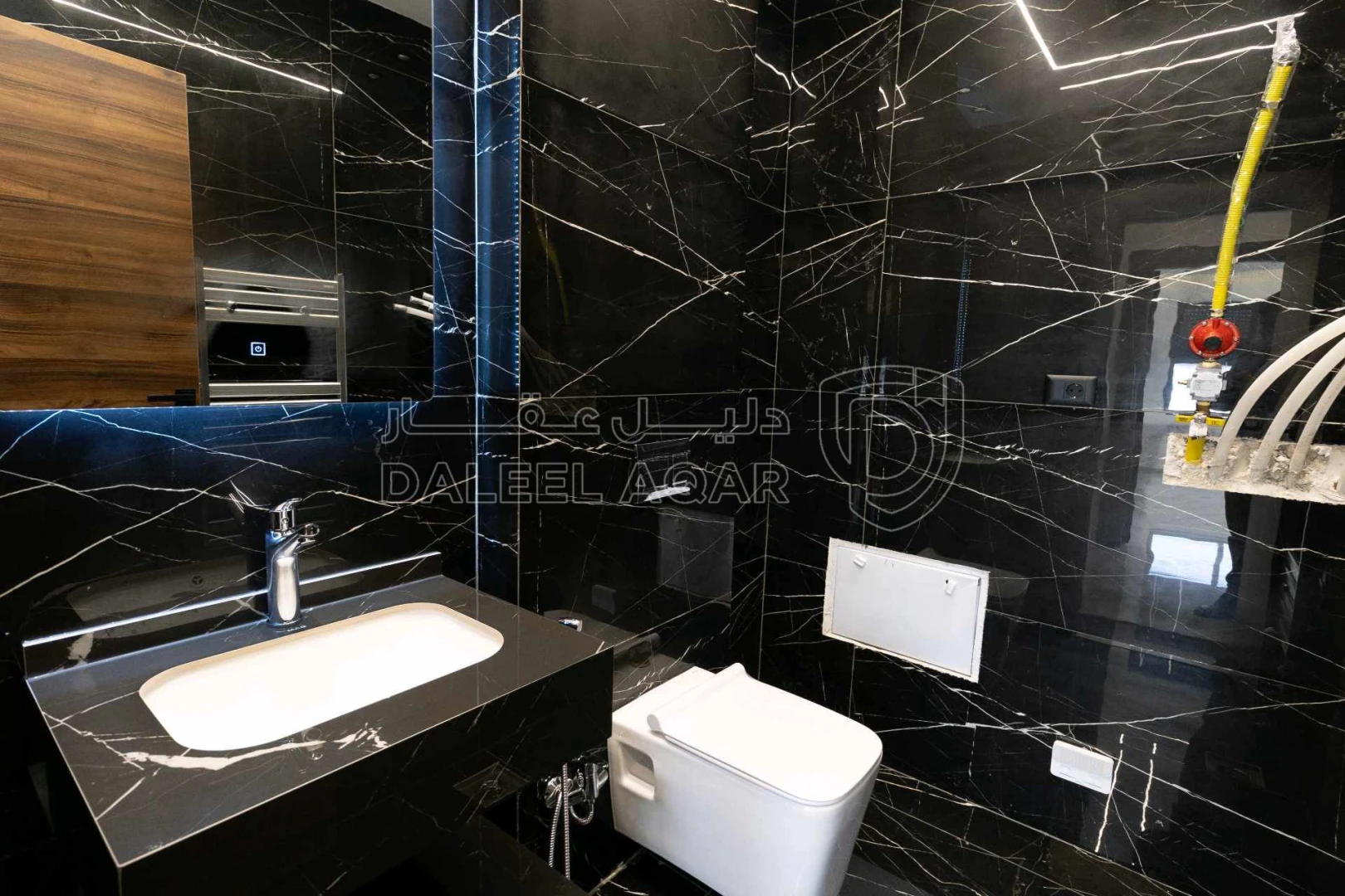 شقة في البنيات خلف الحرية مول - 92,000 دأ - صورة 1