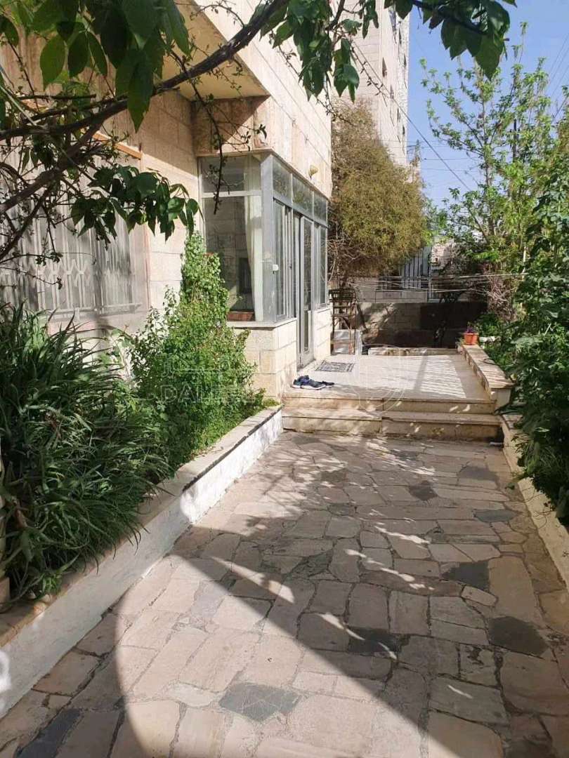 مبنى في جبل الحسين  - 200,000 دأ - صورة 1