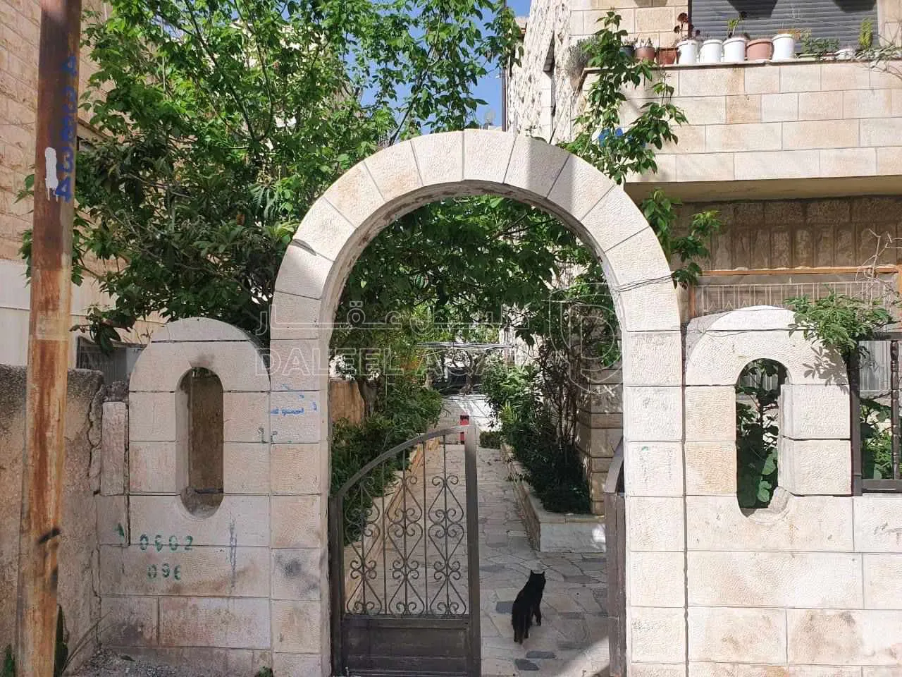 مبنى في جبل الحسين  - 200,000 دأ - صورة 1