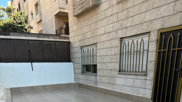 شقة في دوار صويلح مقابل سامح مول - 38,000 دأ - صورة NaN