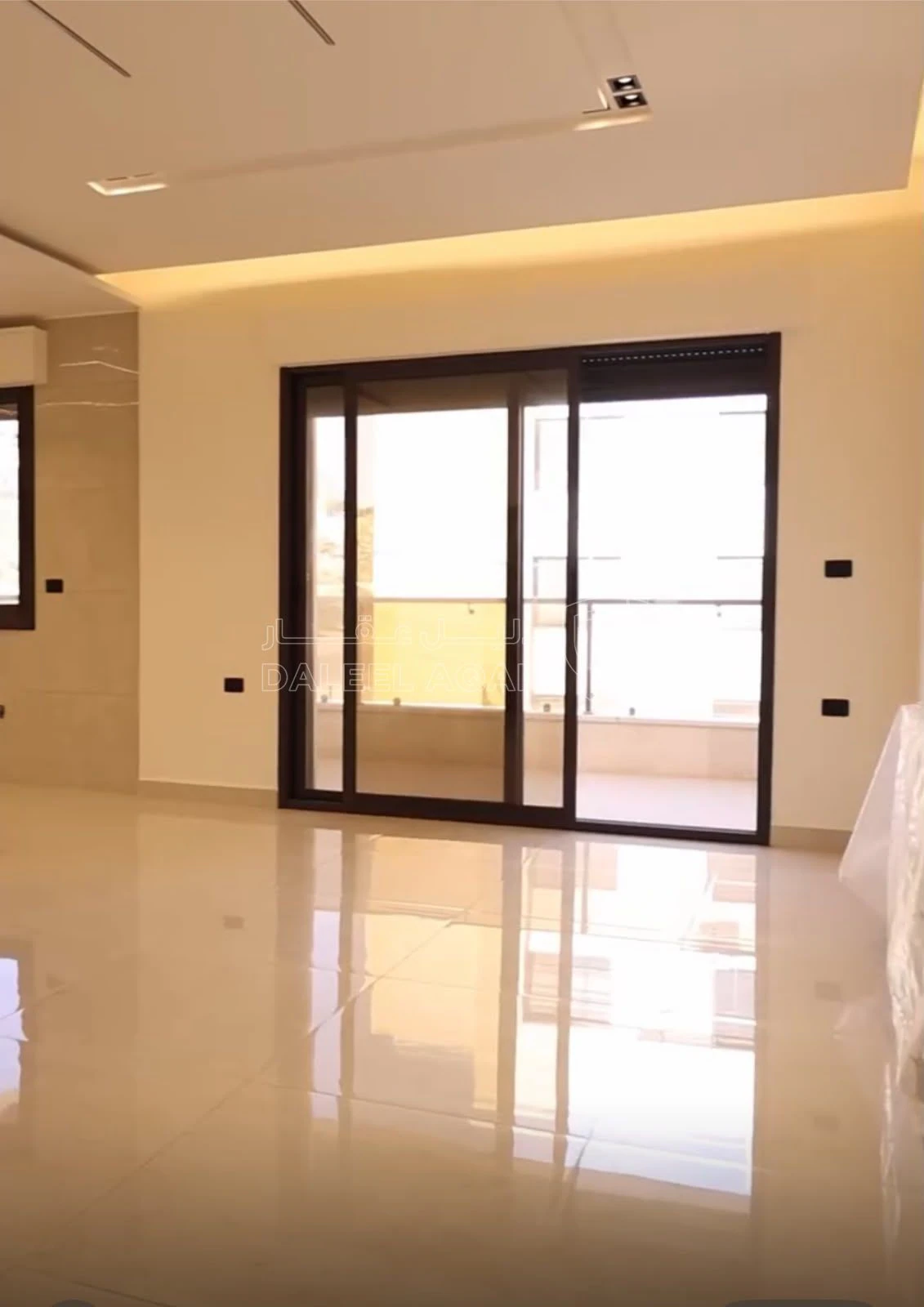 شقة في الحويطي  - 108,000 دأ - صورة 1