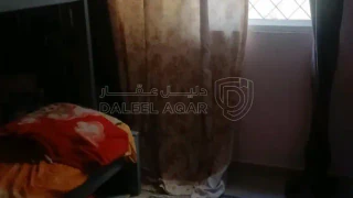 شقة - ابو نصير خلف الأكاديمية البحريه  - 65000 دأ