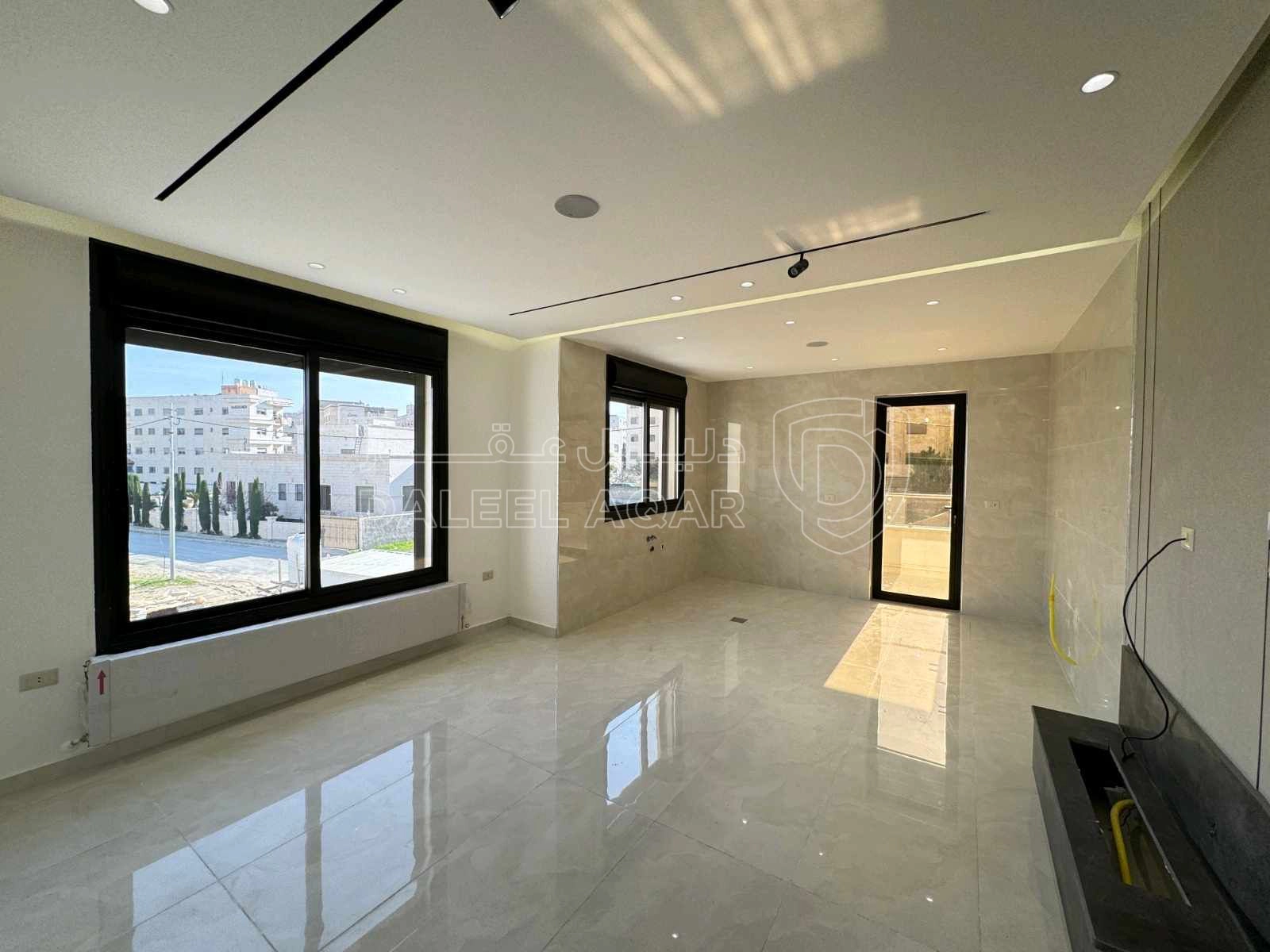 شقة في قرب دوار الشوابكة مرج الحمام - 85,000 دأ - صورة 1